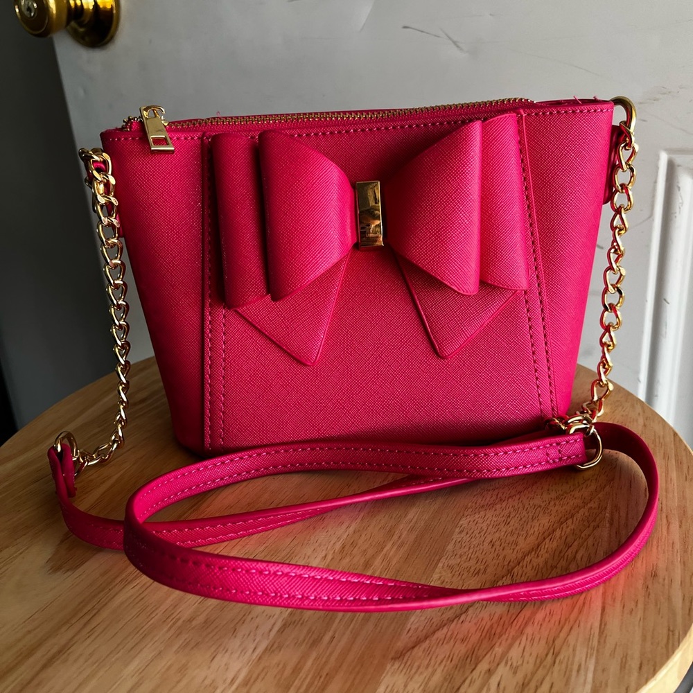 Hot pink crossbody purse